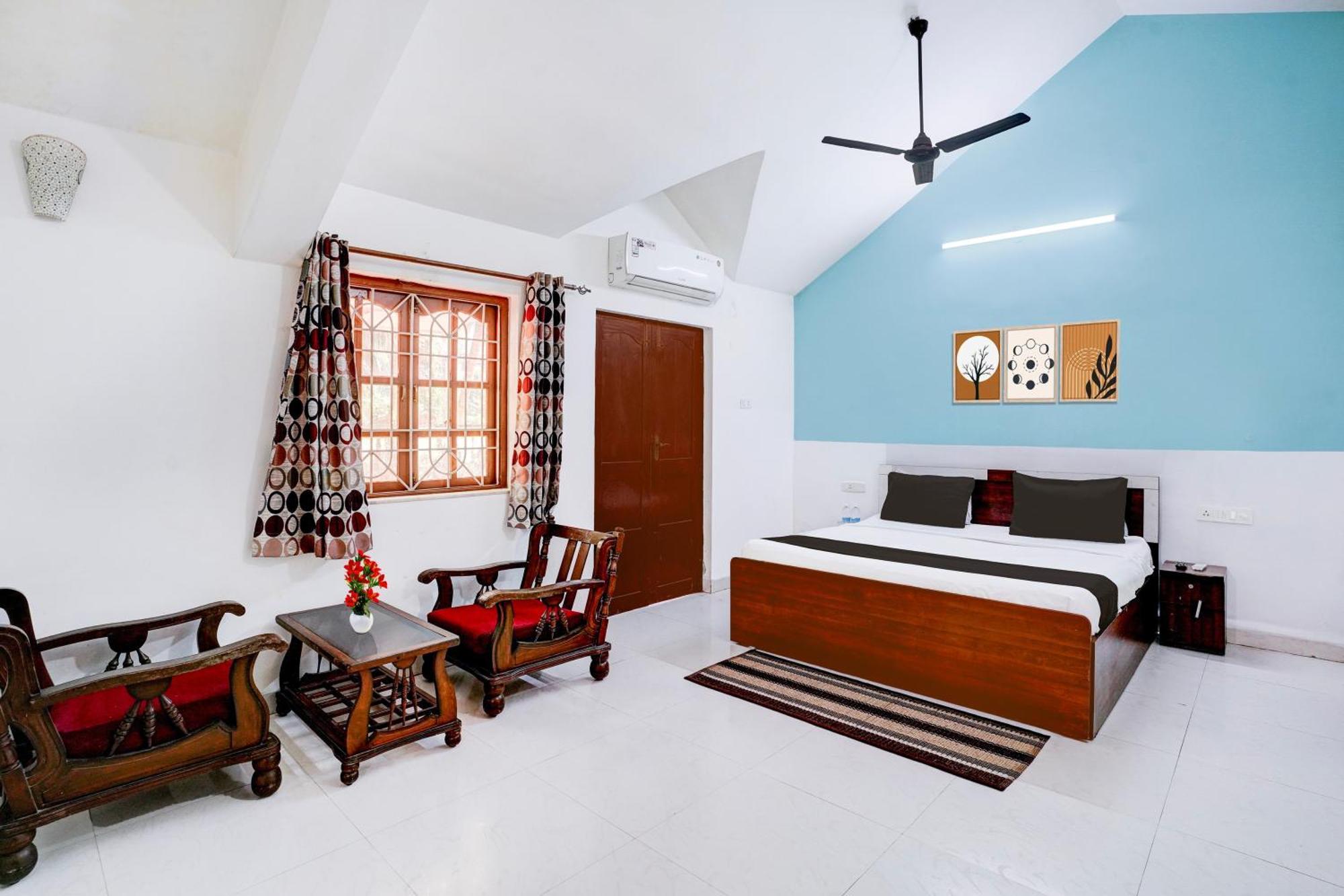 OYO 9741 Triple Beach Guest House Benaulim Exterior foto