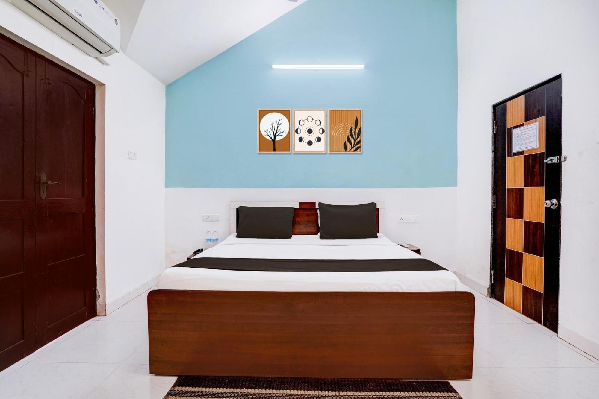 OYO 9741 Triple Beach Guest House Benaulim Exterior foto