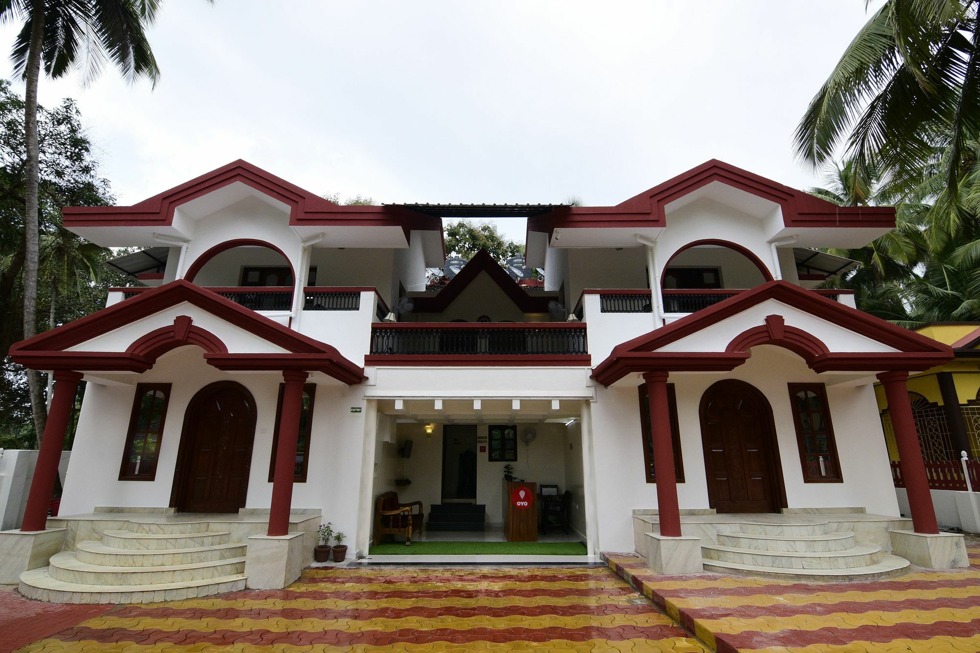 OYO 9741 Triple Beach Guest House Benaulim Exterior foto